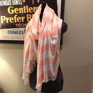 Pink & white scarf
